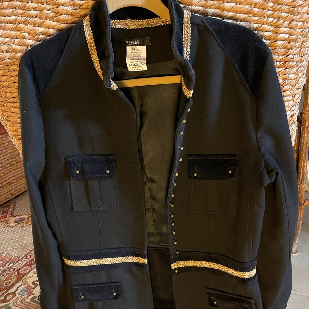 Black beautiful military inspired jacket. By Daslu, Brazil.